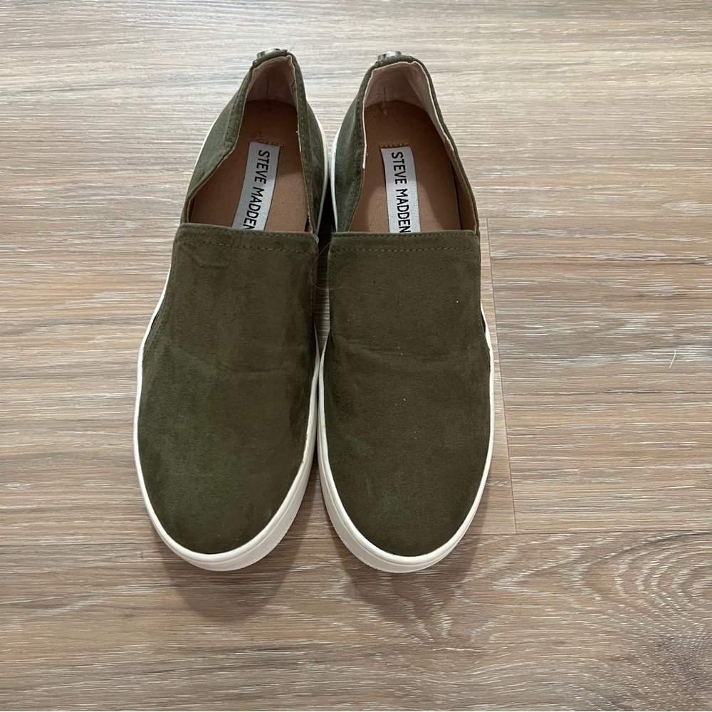 Steve Madden zayna slip ons